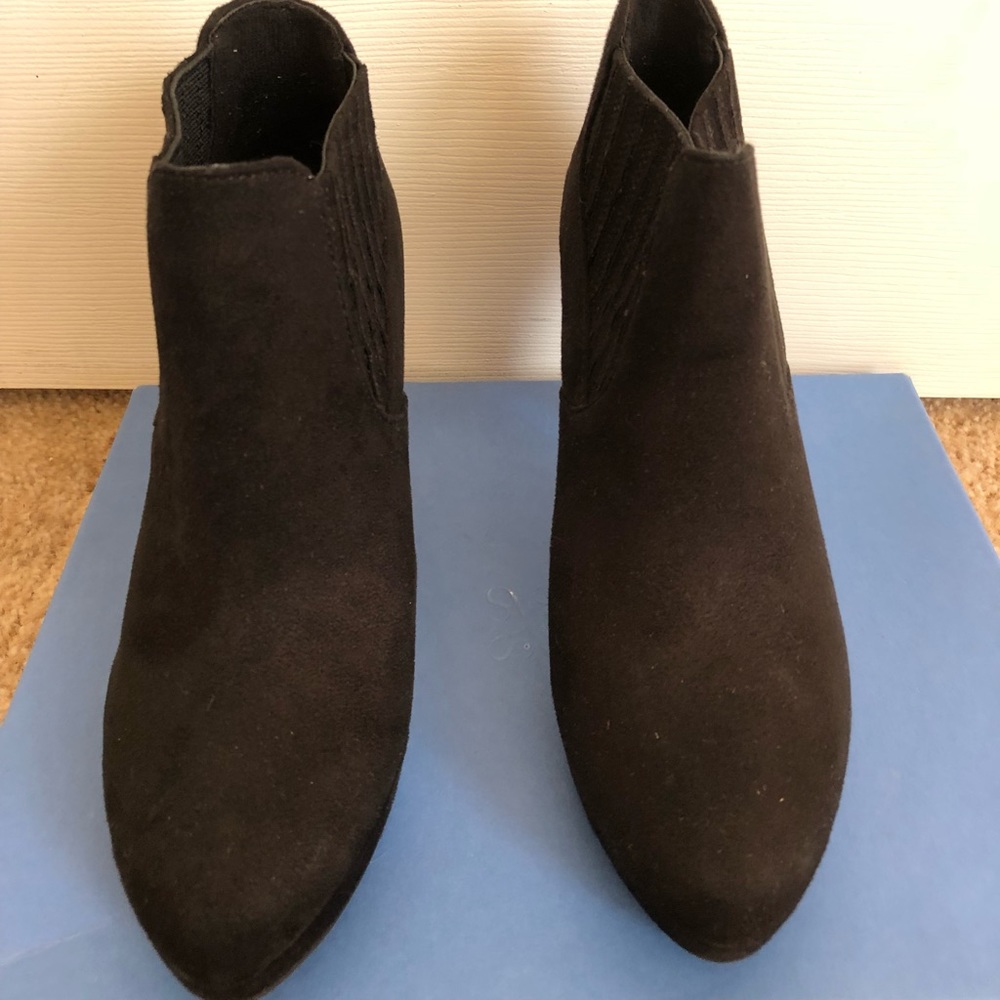Ankle boots.